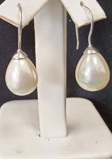 Large Pearl Drop Earrings image 0